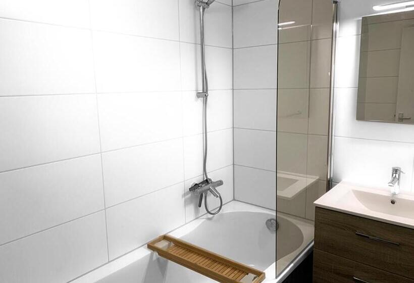 בית, 3 חדרי שינה, B&b En Vakantiewoningen  T Wienhoes