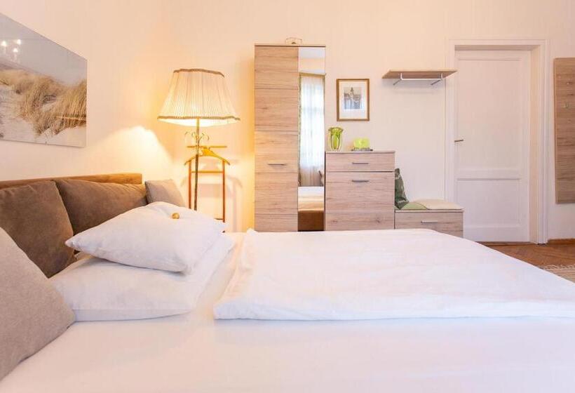 اتاق استاندارد, Hübsches Privatzimmer Mit Bad