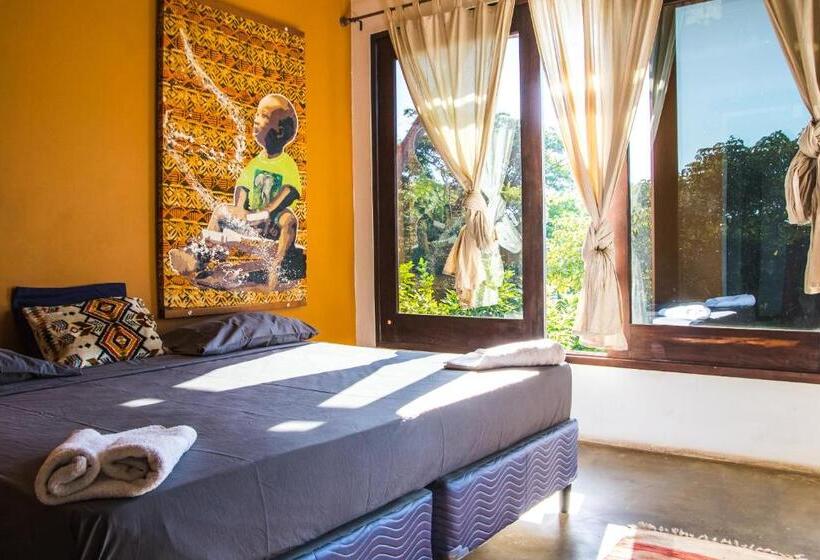 غرفة قياسية, Casa Del Arte   Rooms With Private And Shared Bathrooms