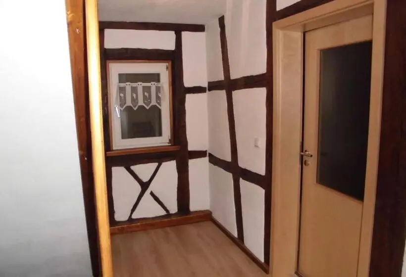 バスルーム共有のシングルスタンダード, Gasthaus Beyersdorfer