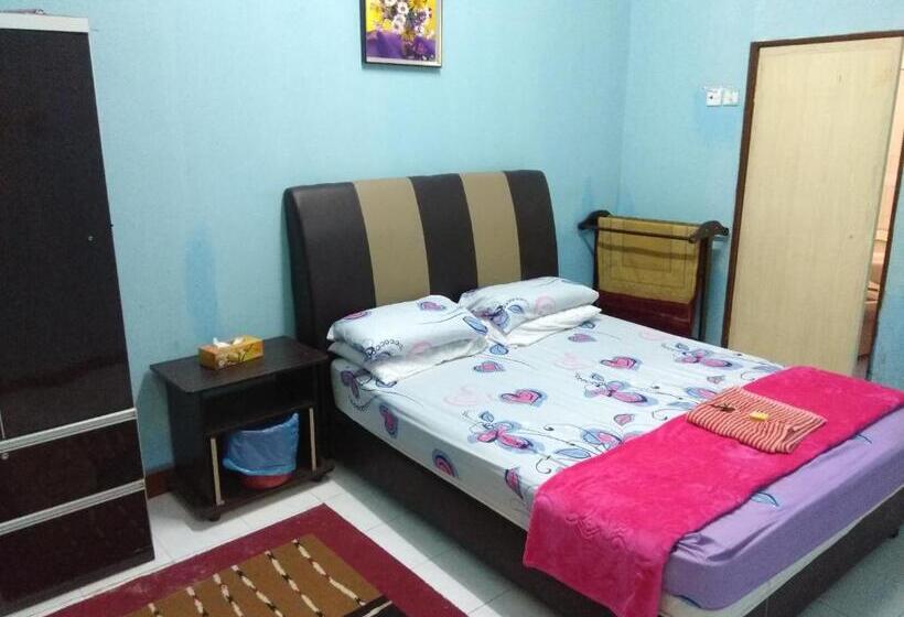 Семейный Номер Вид на Сад, Seri Lagenda Apartment