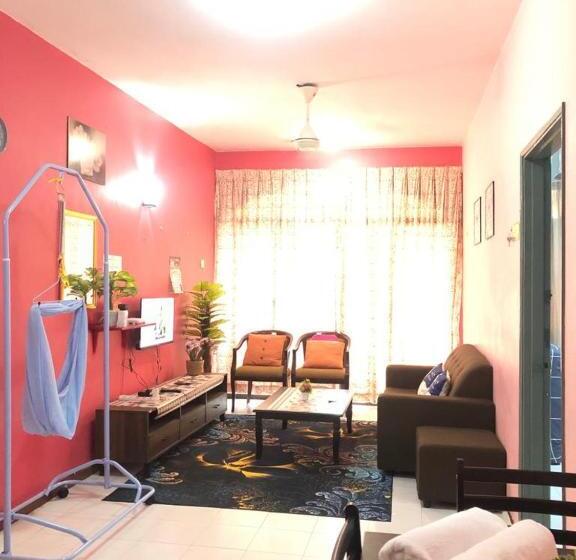 Семейный Номер Вид на Сад, Seri Lagenda Apartment