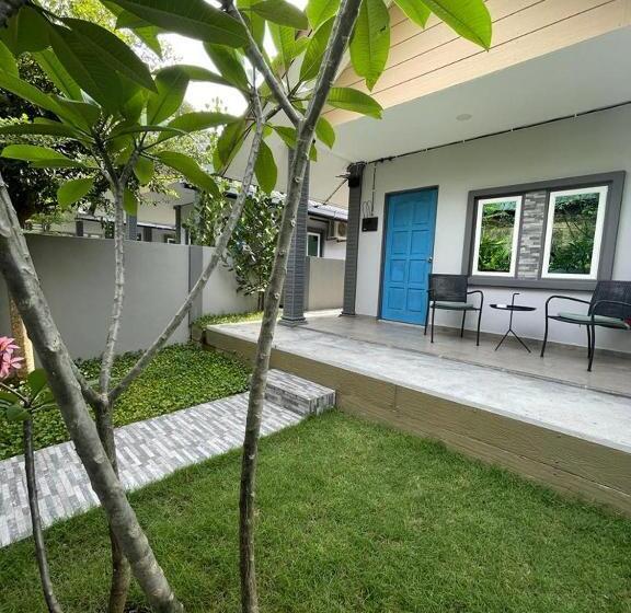 غرفة قياسية مطلّة علي الحديقة, The Temak Villa