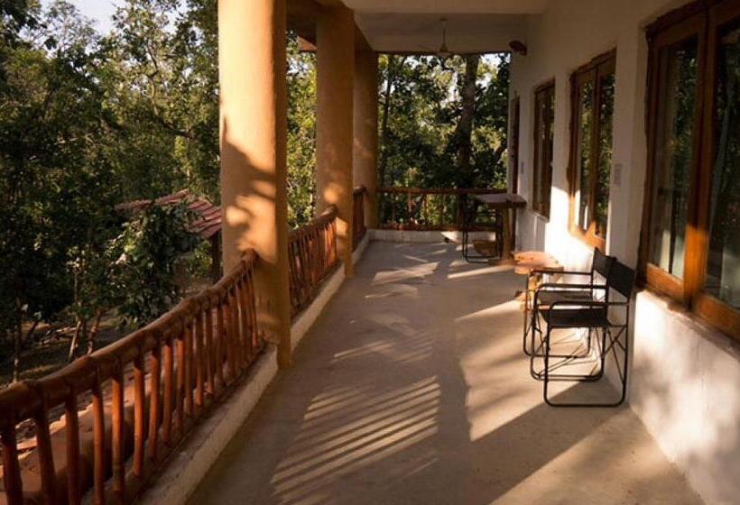 חדר דלוקס עם מרפסת, Emerald Tiger Retreat