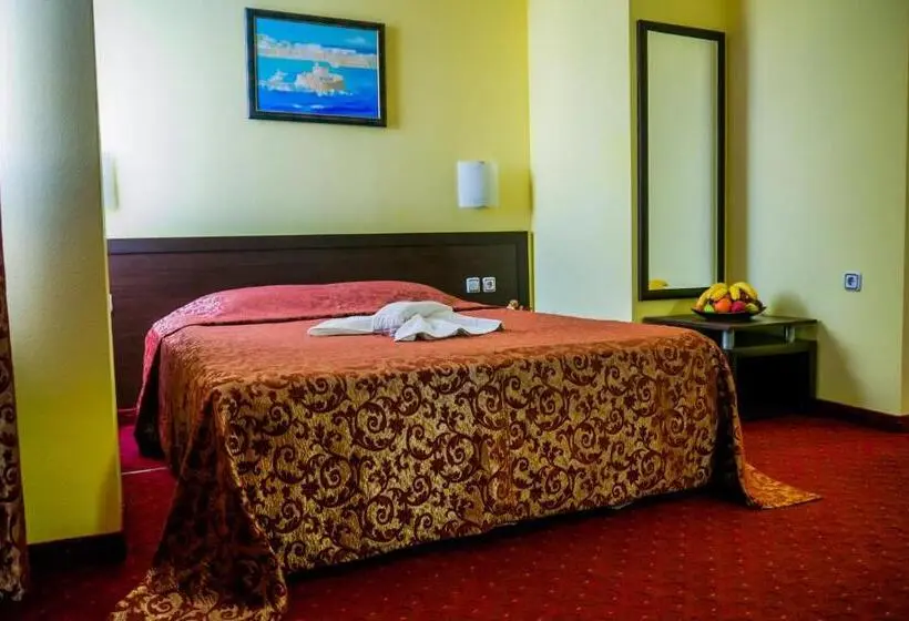 Deluxe Yhden Hengen Huone, Kabile