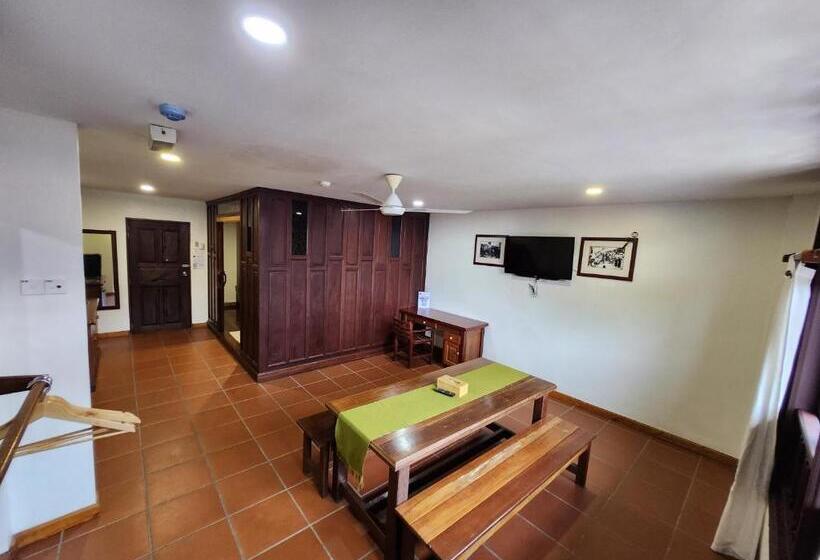 חדר משפחתי דלוקס, Uptown Eco