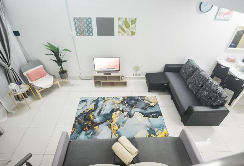 Люкс Дюплекс, Azfa Duplex Suite At De Centrum Putrajaya Bangi Free Wifi
