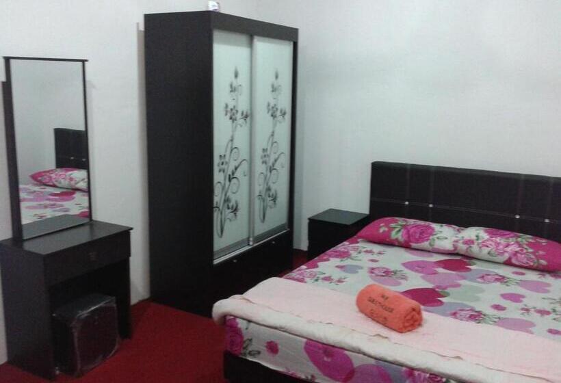 חדר משפחתי, Nue Guesthouse