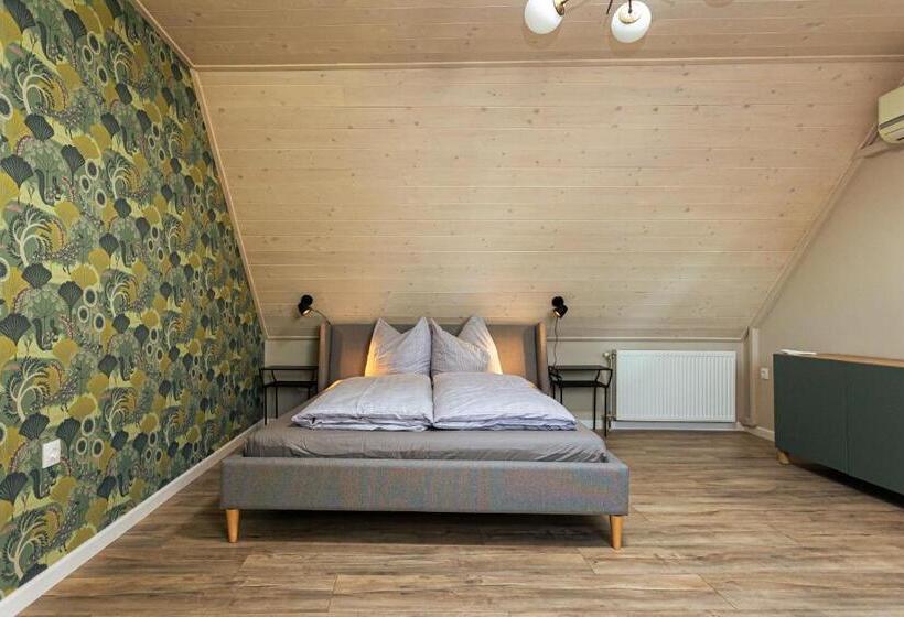 Трехместный Номер Стандарт с Видом, Ester S Szentbékkálla