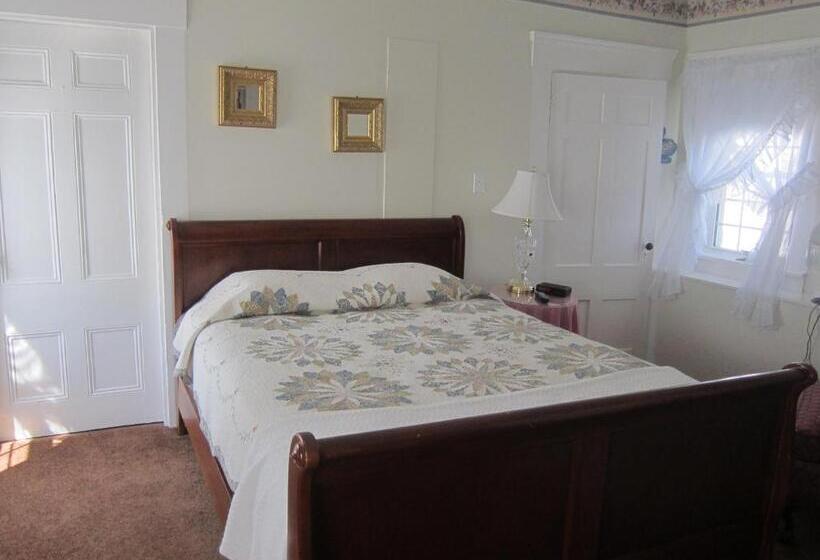 Номер Стандарт, Summers Country Inn