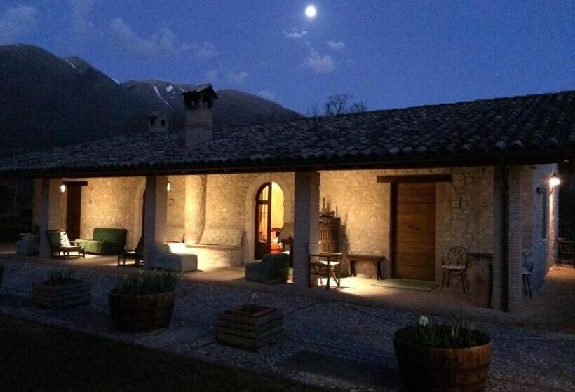 スタンダードルーム, Agriturismo Casale Nel Parco Dei Monti Sibillini
