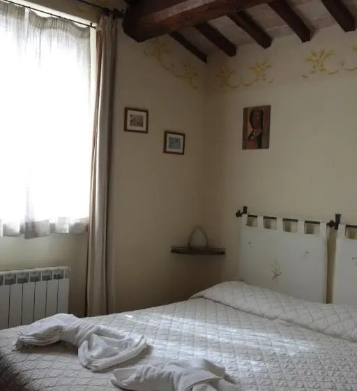 Standard Yhden Hengen Huone, Agriturismo Casale Nel Parco Dei Monti Sibillini