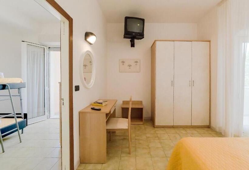 اتاق خانوادگی, Garisenda