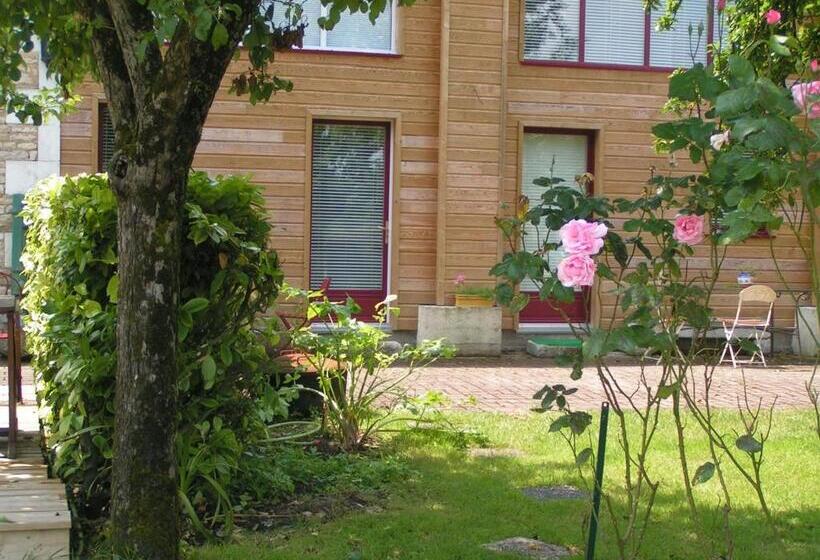 إستوديو قياسى, Au Bord De Sèvre