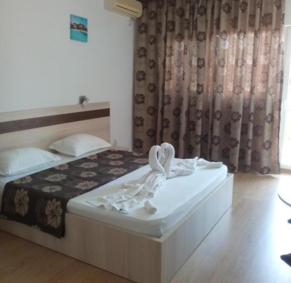 스탠다드 룸, Marynero