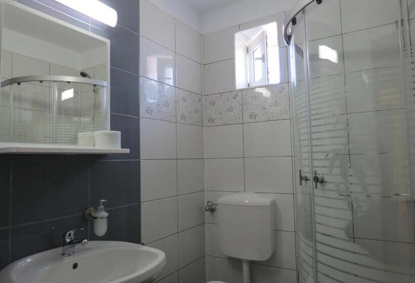 스탠다드 트리플 룸, Marynero