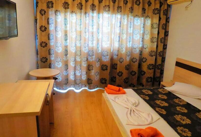 스탠다드 룸, Marynero