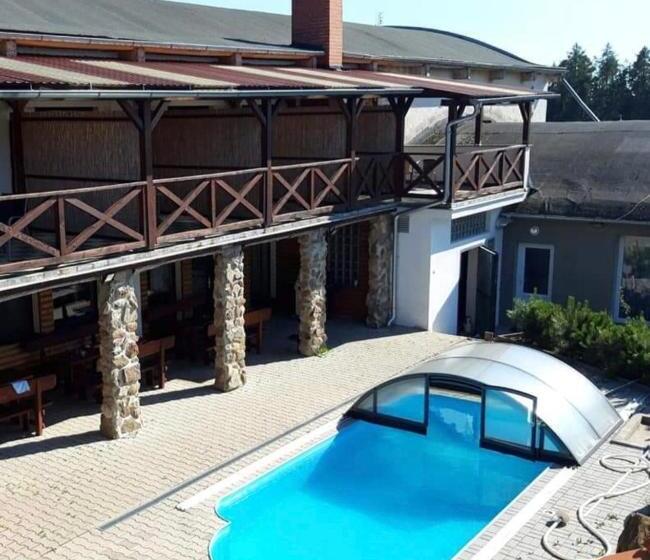 غرفة ديلوكس مزودة بشرفة, Q Ranch