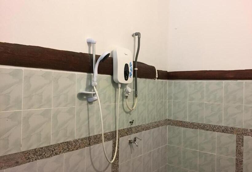 غرفة قياسية مطلّة علي الحديقة, Sepat Village House By The Beach