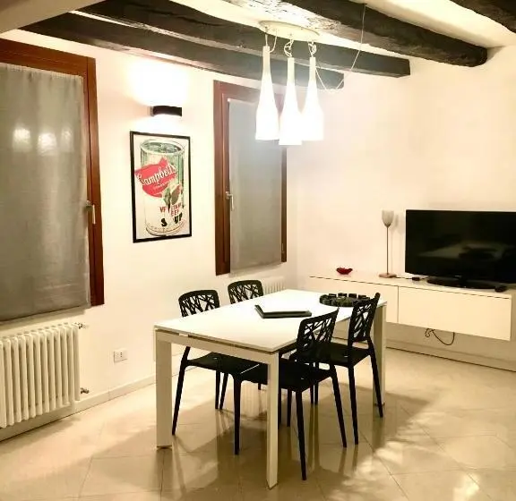 آپارتمان 2 خوابه, B&b Fortuny