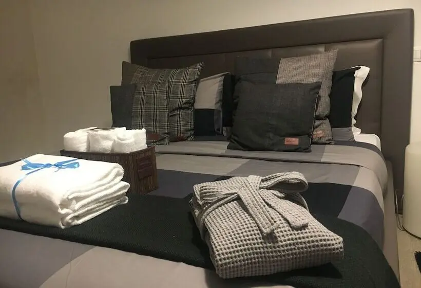 اتاق داخلی دلوکس, B&b Fortuny