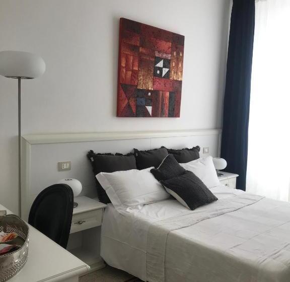 オーシャンビュースタンダードルームバルコニー付き, B&b Nike Rooms Only