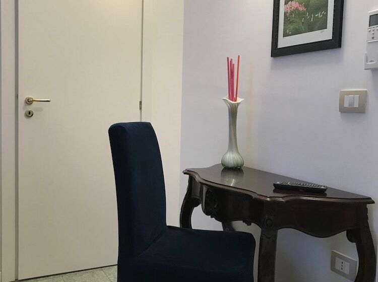 バルコニー付きスタンダードルーム, B&b Nike Rooms Only