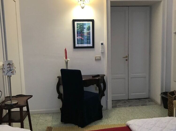 バルコニー付きスタンダードルーム, B&b Nike Rooms Only