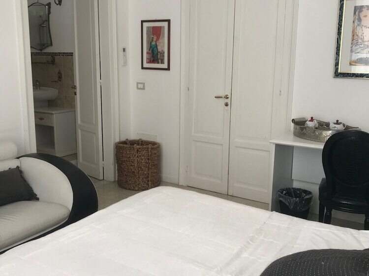 オーシャンビュースタンダードルームバルコニー付き, B&b Nike Rooms Only