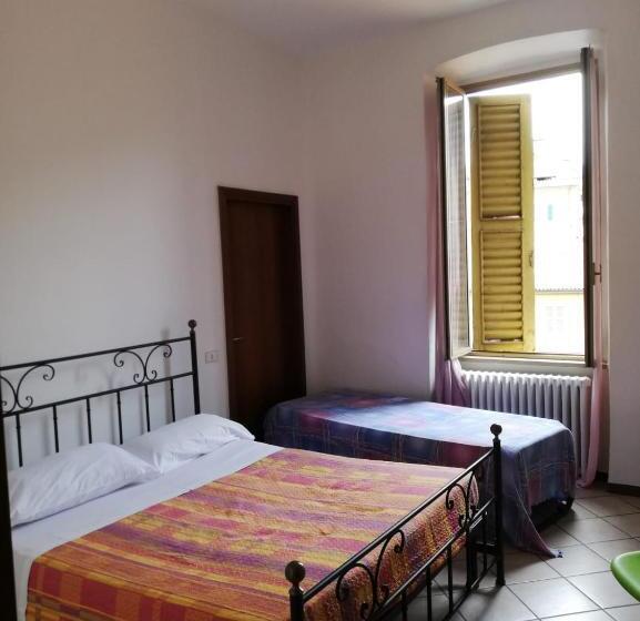 آپارتمان 2 خوابه, B&b Smeraldo Airport