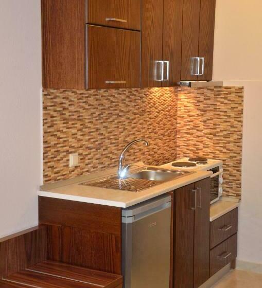 סטודיו סטנדרט עם מרפסת, 4 You Residence