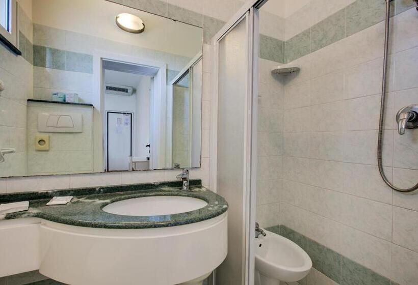 غرفة إقتصادية, Christian Ideale Per Famiglie