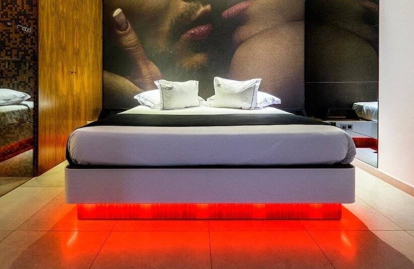 スタンダードルーム, Mood   Private Suites