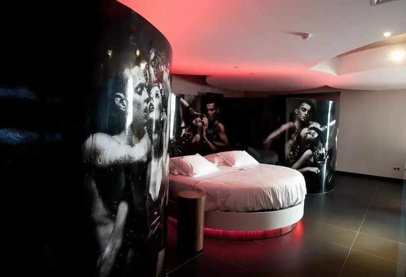 Presidenttisviitti, Mood Private Suites