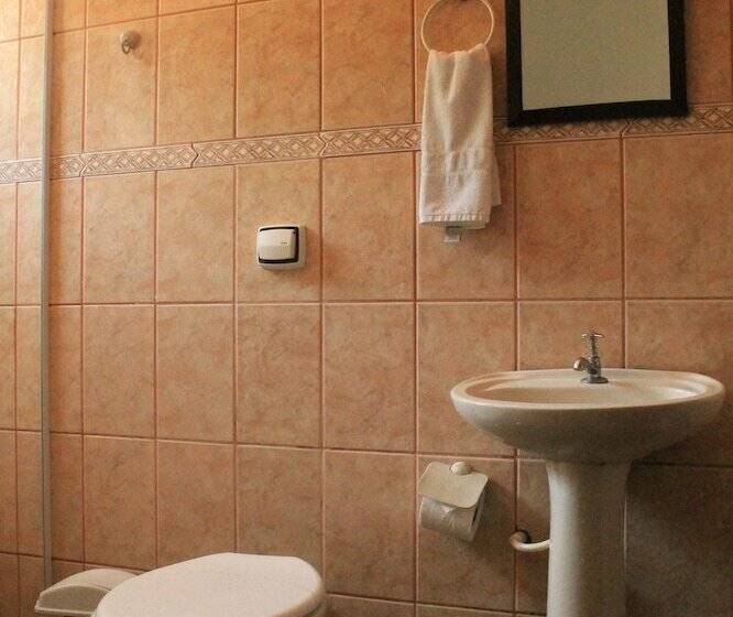 غرفة قياسية ثلاثية, Pousada E Restaurante H Guarujá