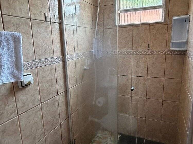 غرفة قياسية ثلاثية, Pousada E Restaurante H Guarujá