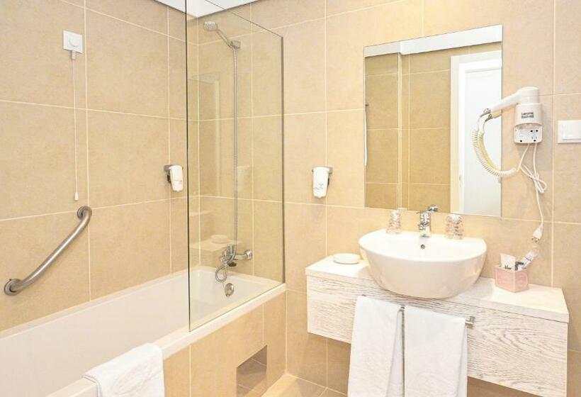 غرفة قياسية, Solar Bom Jesus