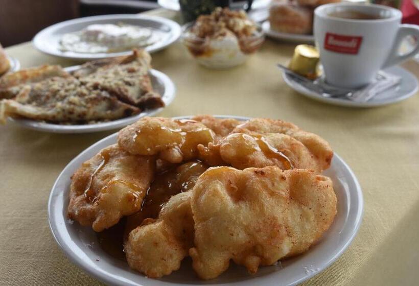 חדר סטודיו סטנדרד, Ta Petrina