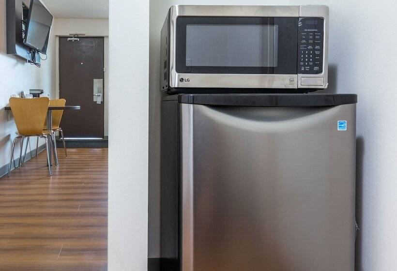 חדר דלוקס, Motel 6fort Nelson, Bc