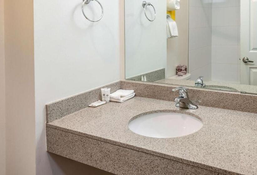 חדר דלוקס, Motel 6fort Nelson, Bc