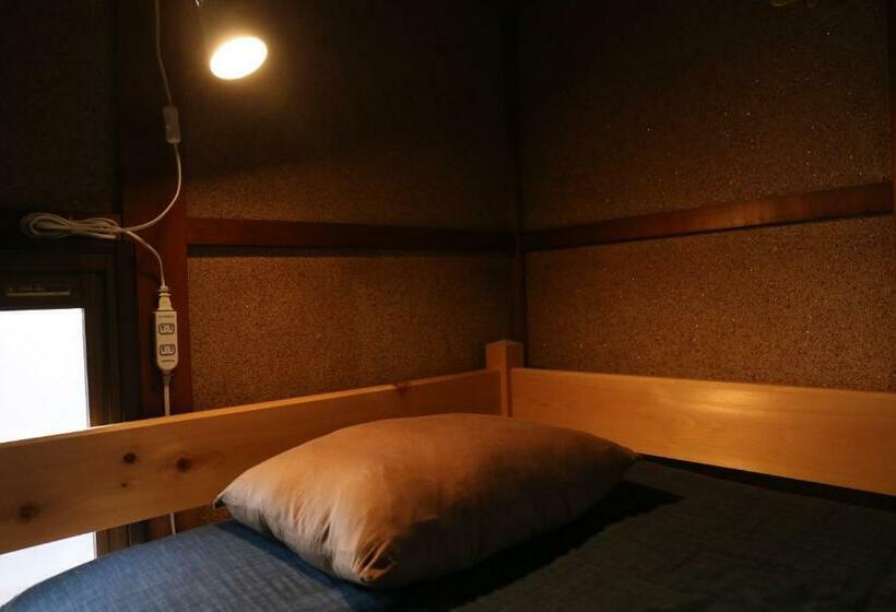 Номер Стандарт Четырехместный Совместный Санузел, Guesthouse Tomaru
