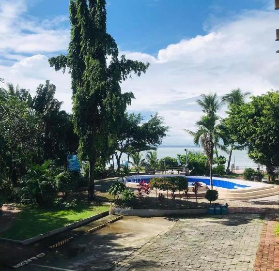 디럭스 룸, Subic Grand Seas Resort