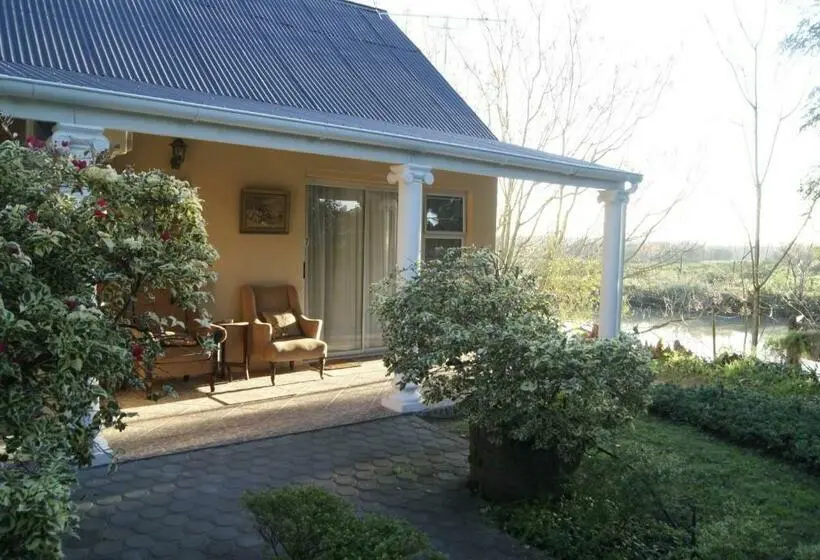 スタンダードトリプルルーム, Homestead Bed And Breakfast