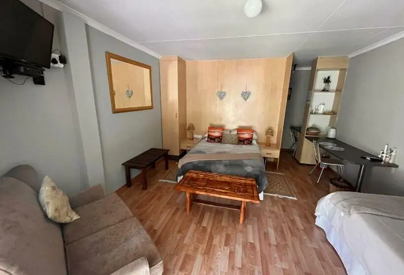 スタンダードトリプルルーム, Homestead Bed And Breakfast