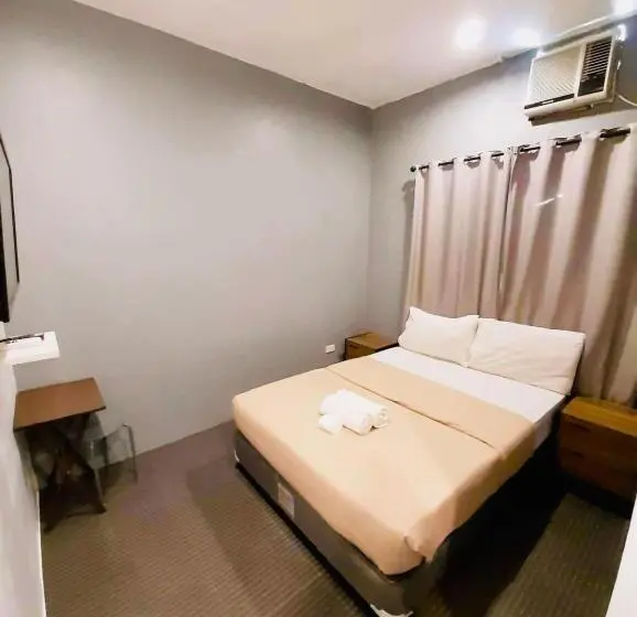 デラックスルーム, Hometown Hotel Lacson Bacolod