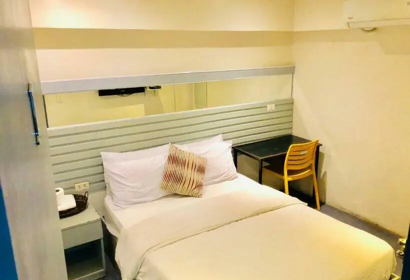 スタンダードルーム, Hometown Hotel Lacson Bacolod