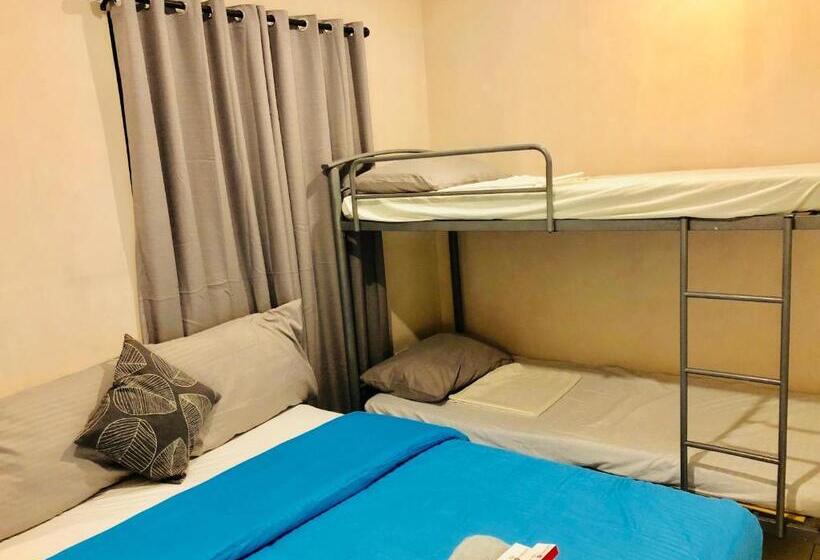 غرفة عائلية, Hometown Hotel   Lacson Bacolod