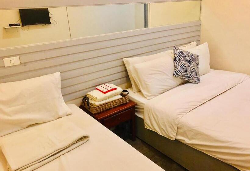 标准三人间, Hometown Hotel   Lacson Bacolod