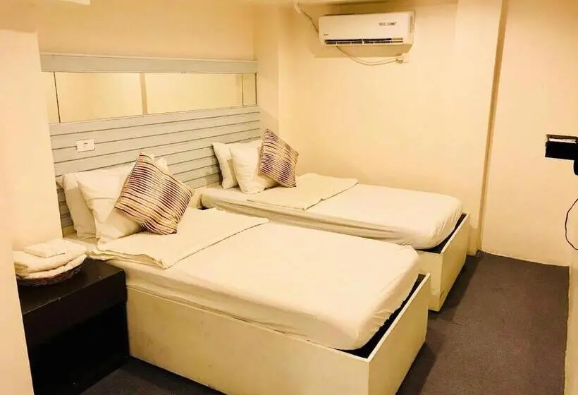 デラックスルーム, Hometown Hotel Lacson Bacolod
