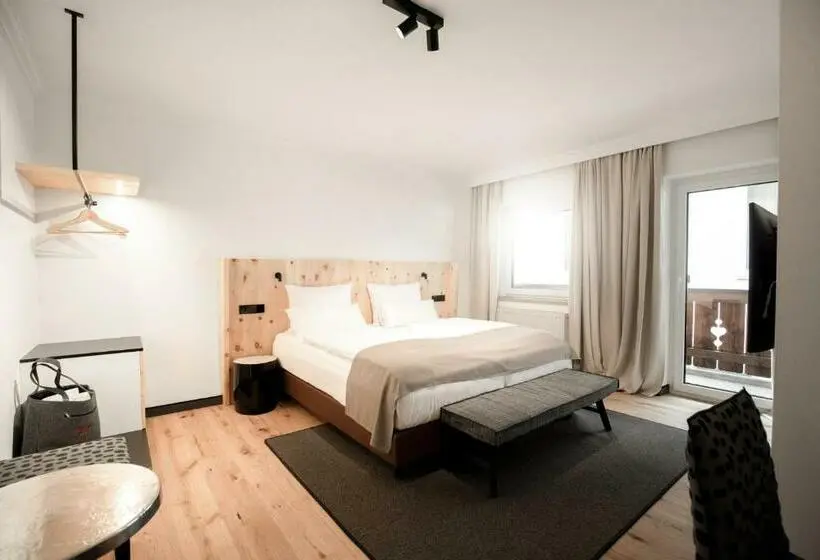 Deluxe-perhehuone, & Appartements Tiroler Buam